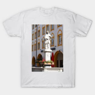 Max-Josefs-Platz, Rosenheim, Upper Bavaria, Bavaria, Germany, Europe T-Shirt